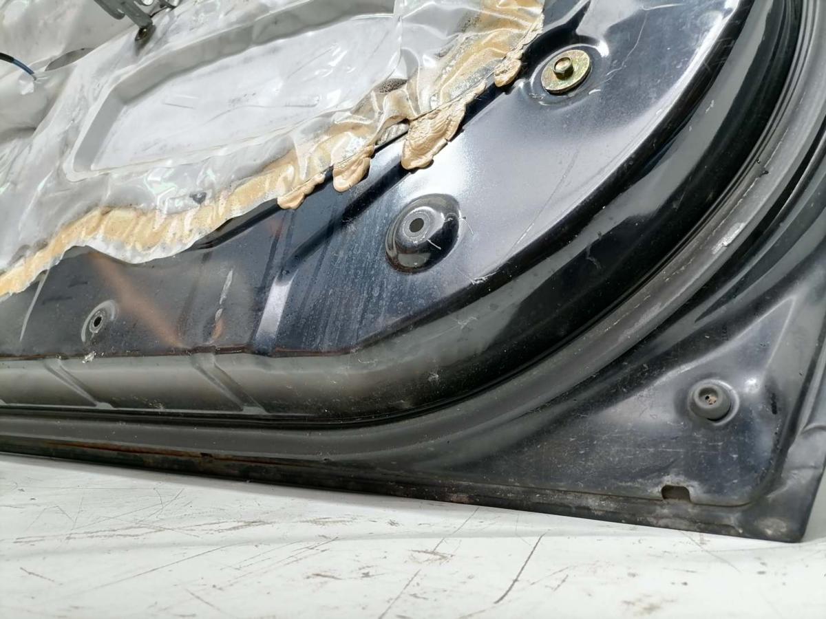 Honda HR-V Motorhaube original T&uuml;r rechts NH-592P Starlight Black 3-T&uuml;rer Rohbau Bj.1999